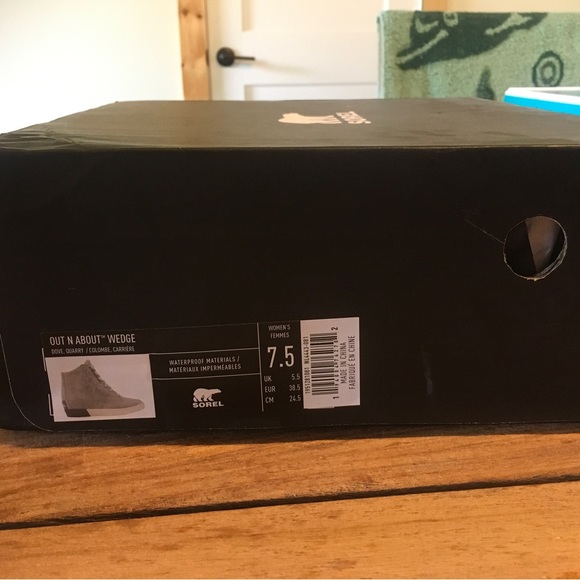 Sorel Out N About wedge size 7.5 dove - Picture 7 of 7